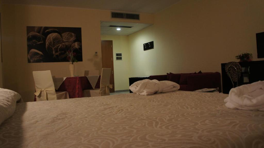 Hotel Le Sorgenti Popoli Cameră foto